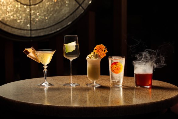 City of art cocktails, Mo Bar, Singapore