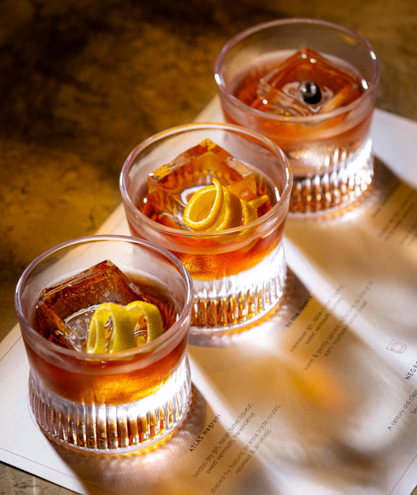 Atlas' Negroni Ritual Flight
