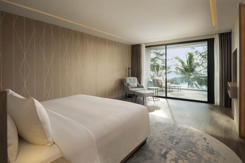 Radisson Blu Resort, Phuket Mai Khao Beach, Beach Suite Ocean Front