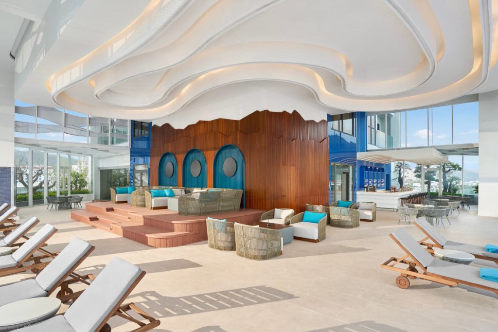 voco Scenia Bay Nha Trang pool area