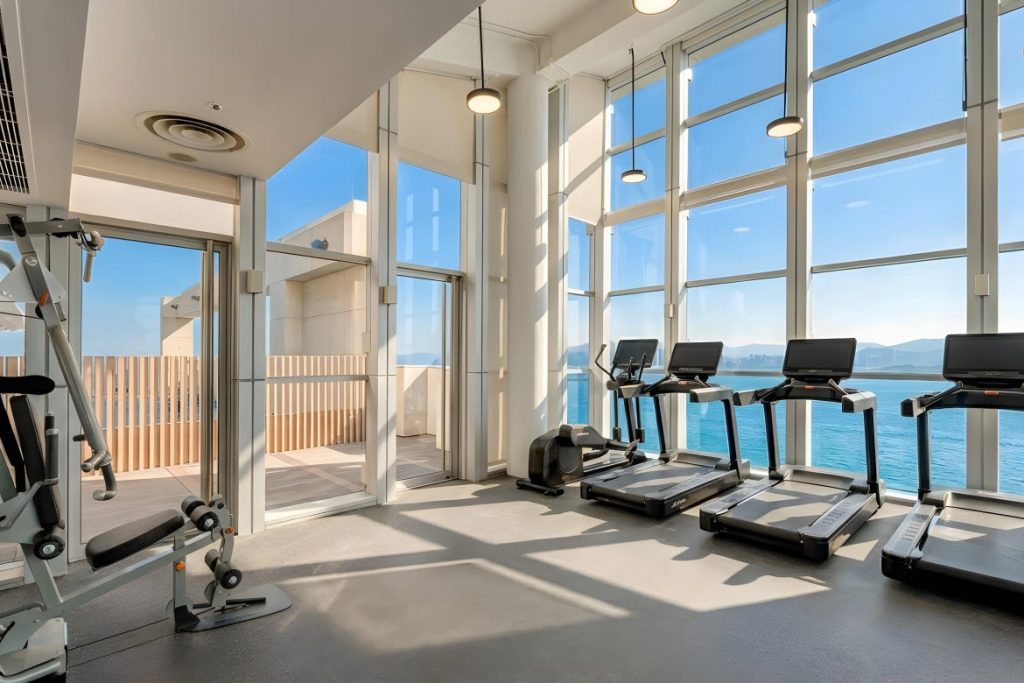Jen Hong Kong gym