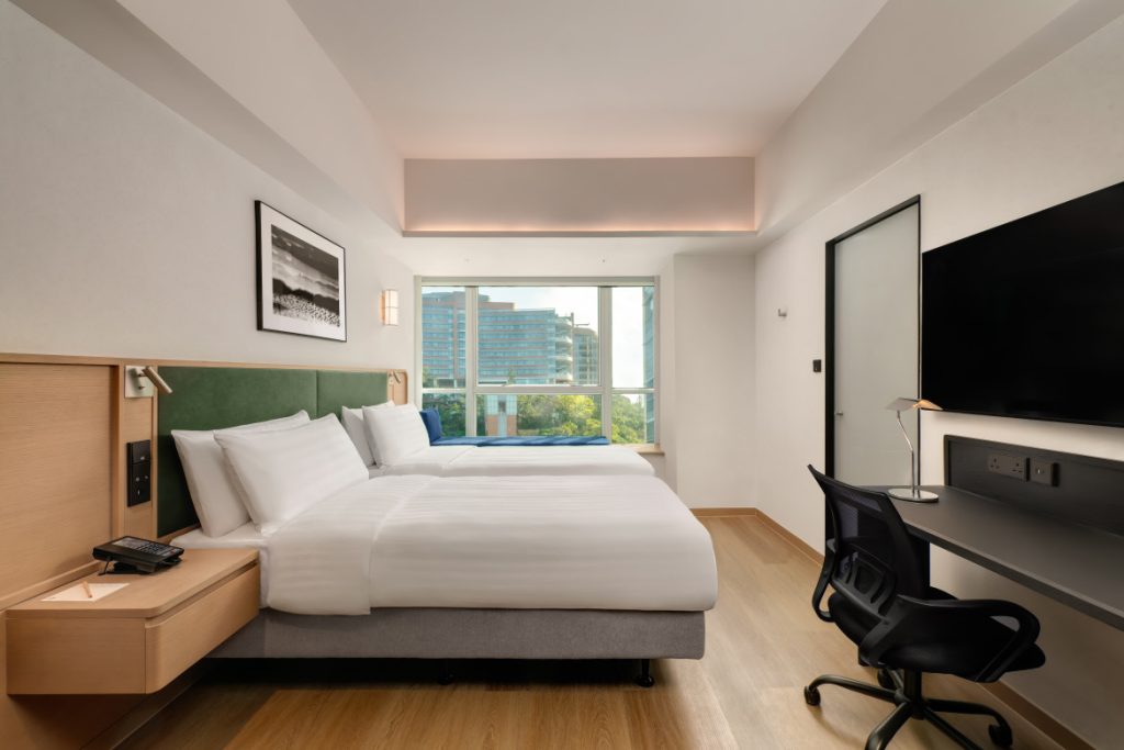 Mountain Club room, JEN Hong Kong
