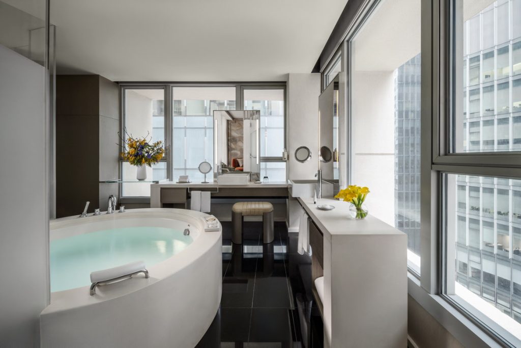 L600 bathroom