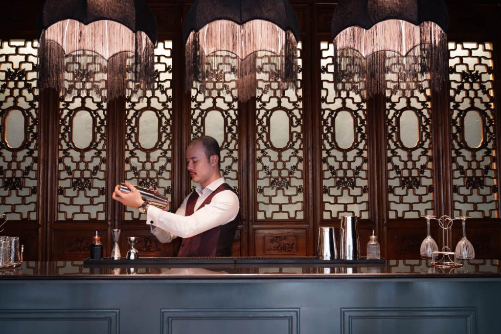 Mindy's Pop-Up bar, Raffles Hotel Le Roya