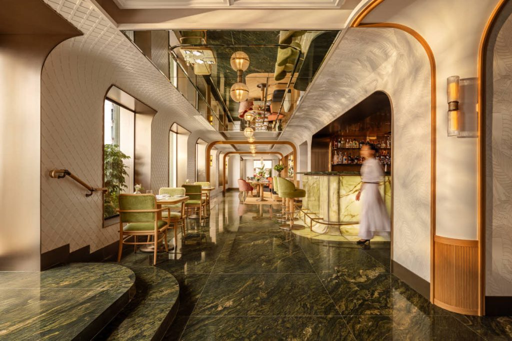 Terrace Boulud by Mandarin Oriental interior