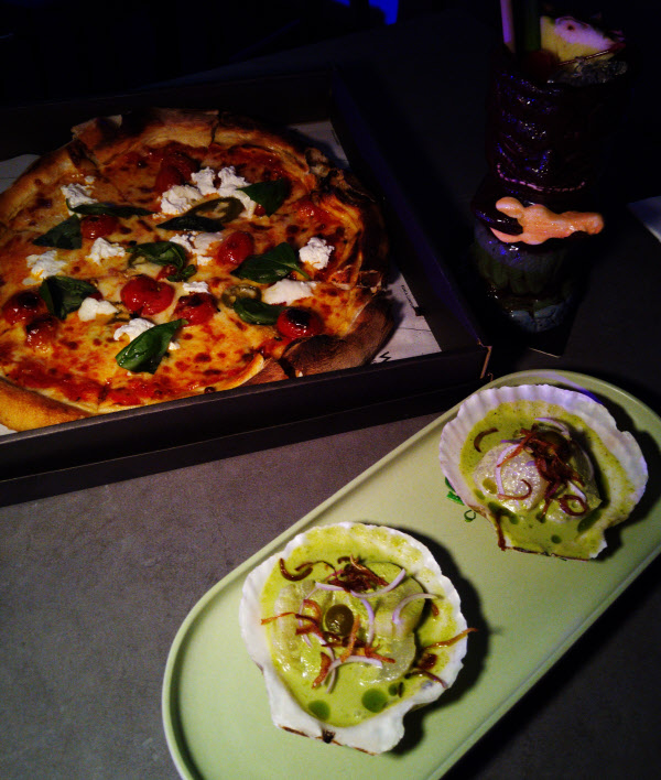 Wet Deck food and cocktail