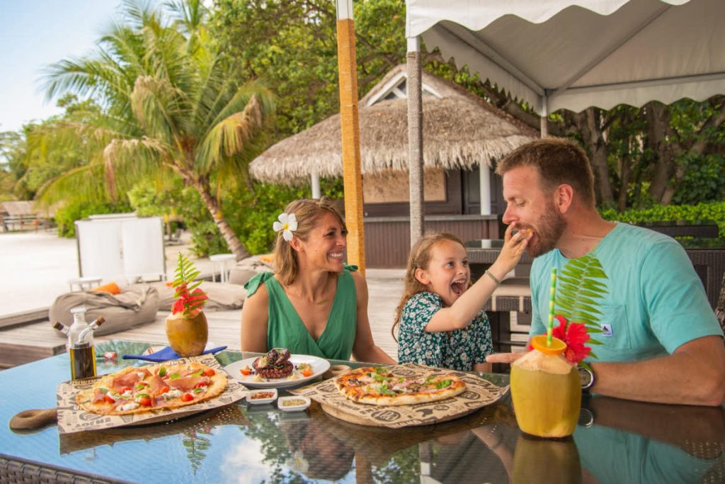 Retreat dining, Sheraton Maldives Full Moon Resort & Spa