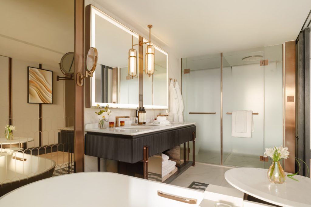Fairmont Bangkok Sukhumvit bathroom