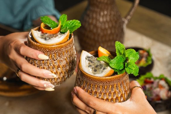 Loloan: Pisco Punch cocktails