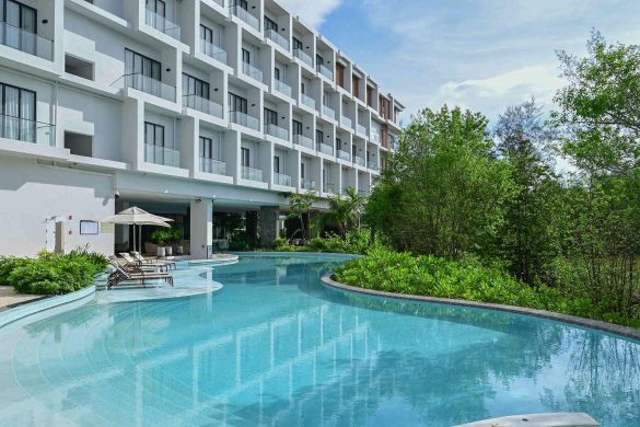 Radisson Resort Layan PhuketRadisson Resort Layan Phuket pool area