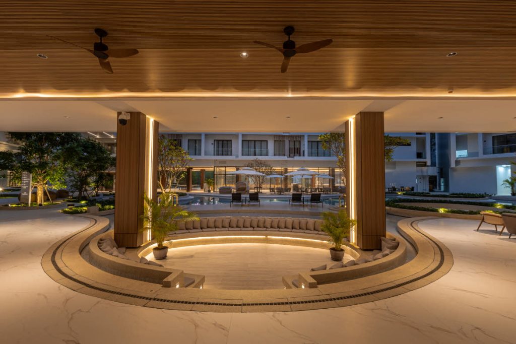 Radisson Resort Layan Phuket: lobby