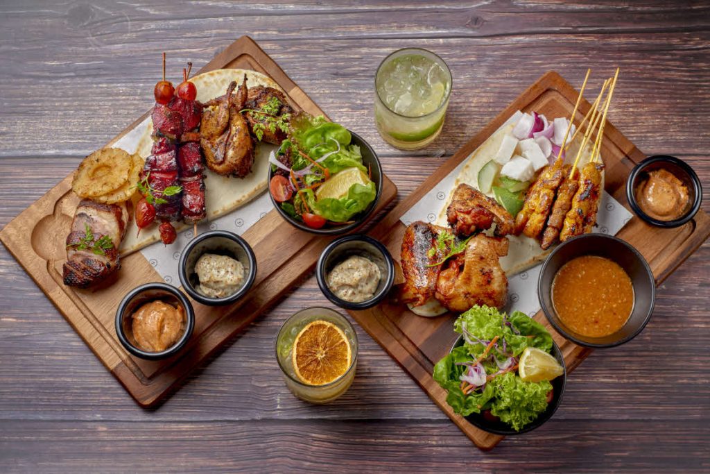 food plates Sala Bar