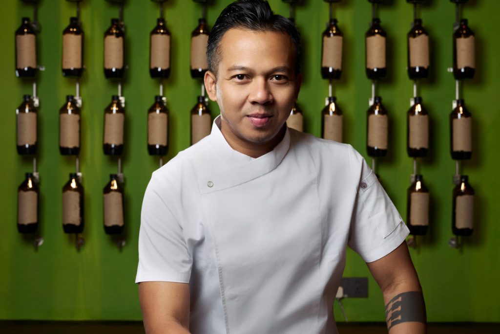 Agung Prabowo, Penicillin bar