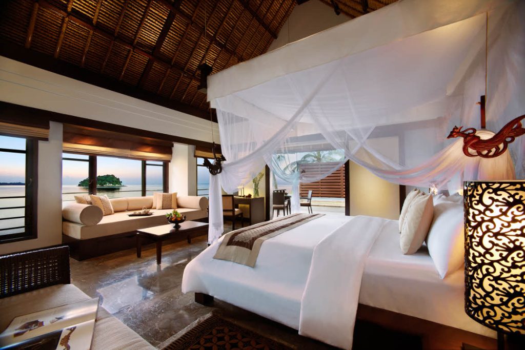 Ocean villa on the rock