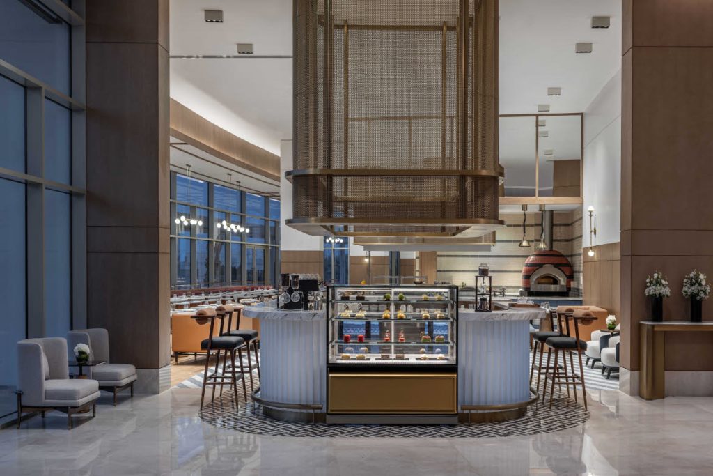 S O L É Lounge at Tivoli La Vie Muscat