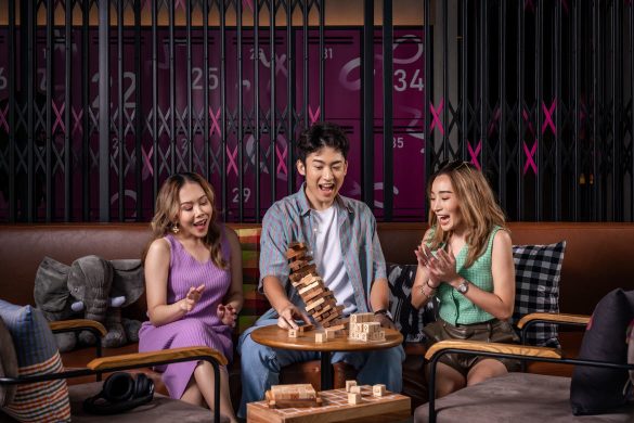lobby guests, Moxy Bangkok Ratchaprasong