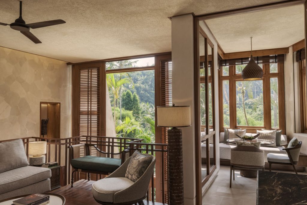 Four Seasons Bali Sayan suites: interior