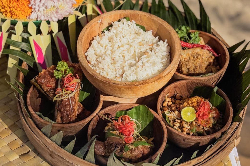‘Jalikan Bali’ dinner at Nelayan restaurant
