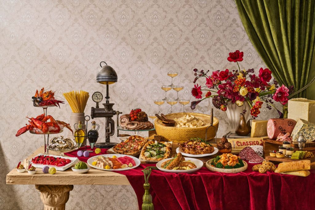 Luce Sunday Champagne brunch buffet