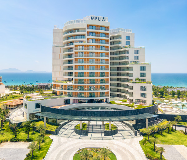Meliá Serenity Cam Ranh Beach Resort building